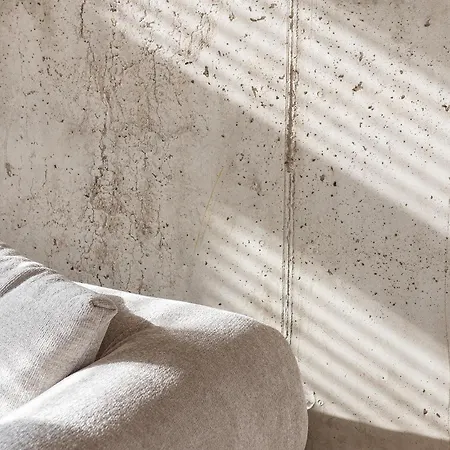 Authentic 1 Bd By Domvia *