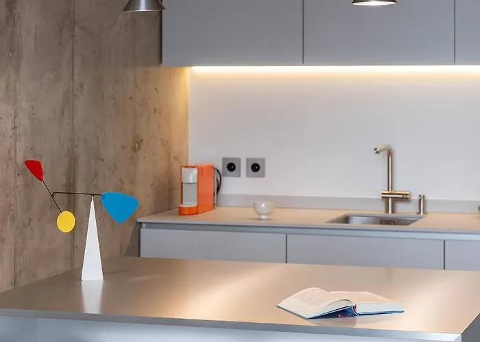 Authentic 1 Bd By Domvia