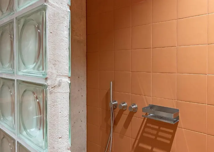 Authentic 1 Bd By Domvia 아파트